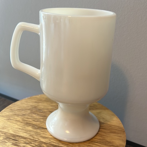 Vintage Walt Disney World souvenir milk glass mug - Picture 10 of 16